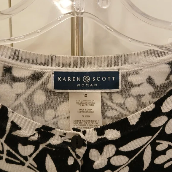 Karen Scott Top - Picture 3 of 10